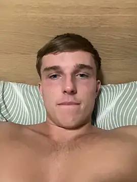 Snapshot of heyaeric chatting on 03-02-26, 07:32 heyaeric online show from 03-02-26, 07:32