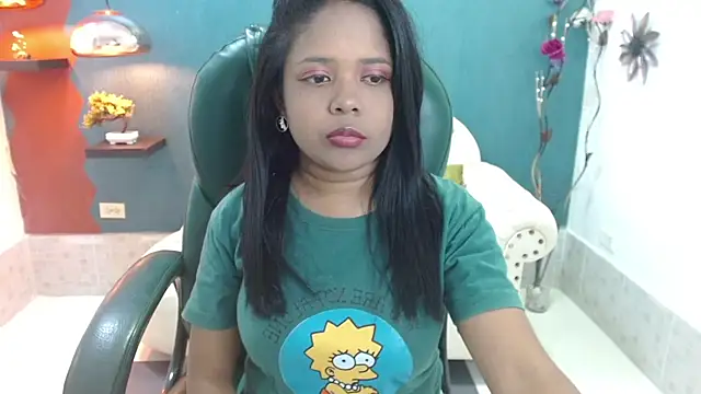 Melikasweetz online show from 12-20-24, 05:18