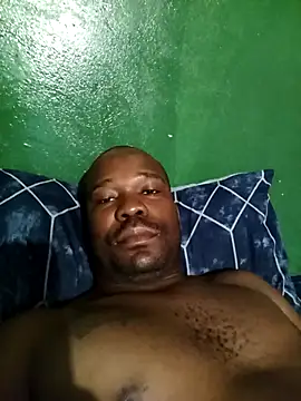 Snapshot of netswera147 chatting on 12-14-25, 04:18 netswera147 online show from 12-14-25, 04:18