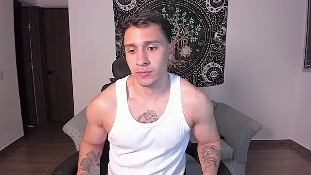 Snapshot of JayMarcos_ chatting on 01-19-25, 11:43 JayMarcos online show from 01-19-25, 11:43