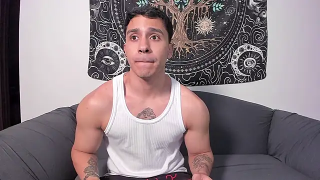 Snapshot of JayMarcos_ chatting on 01-28-25, 01:50 JayMarcos online show from 01-28-25, 01:50