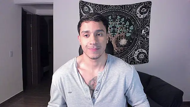 Snapshot of JayMarcos_ chatting on 02-03-25, 02:03 JayMarcos online show from 02-03-25, 02:03