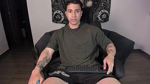 Snapshot of JayMarcos_ chatting on 02-06-25, 03:16 JayMarcos online show from 02-06-25, 03:16