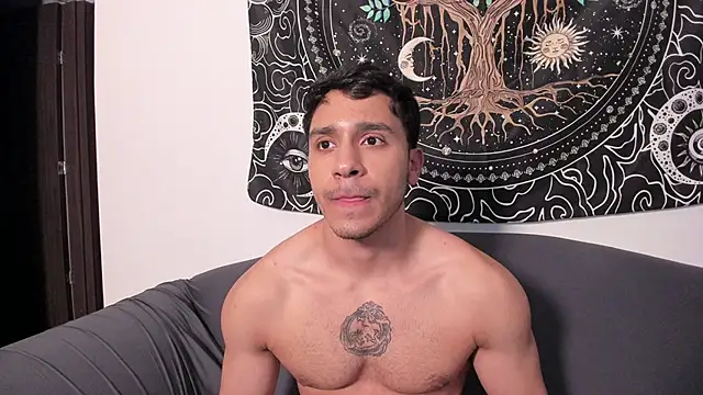 Snapshot of JayMarcos_ chatting on 02-13-25, 04:22 JayMarcos online show from 02-13-25, 04:22