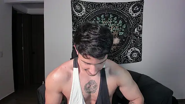 Snapshot of JayMarcos_ chatting on 02-15-25, 04:36 JayMarcos online show from 02-15-25, 04:36