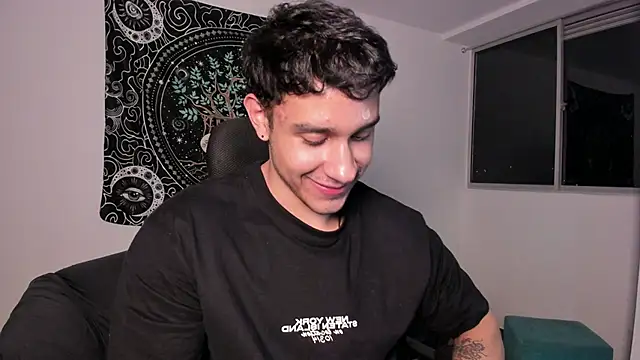 Snapshot of JayMarcos_ chatting on 02-21-25, 05:56 JayMarcos online show from 02-21-25, 05:56