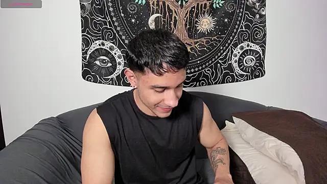 Snapshot of JayMarcos_ chatting on 03-06-25, 04:19 JayMarcos online show from 03-06-25, 04:19