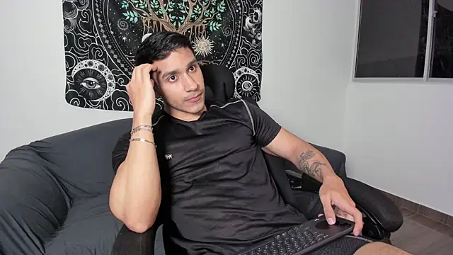 Snapshot of JayMarcos_ chatting on 03-17-25, 02:08 JayMarcos online show from 03-17-25, 02:08