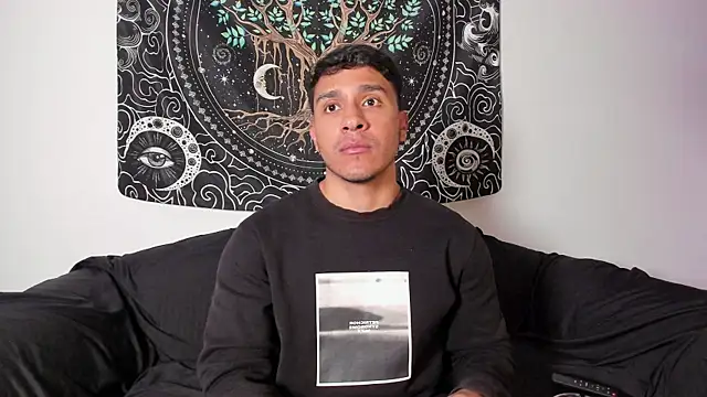 Snapshot of JayMarcos_ chatting on 10-14-25, 03:07 JayMarcos online show from 10-14-25, 03:07