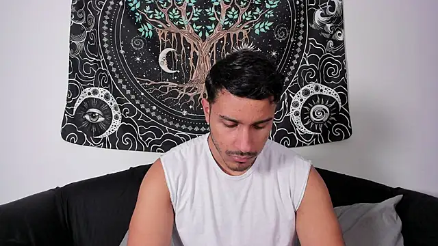 Snapshot of JayMarcos_ chatting on 11-15-25, 05:09 JayMarcos online show from 11-15-25, 05:09