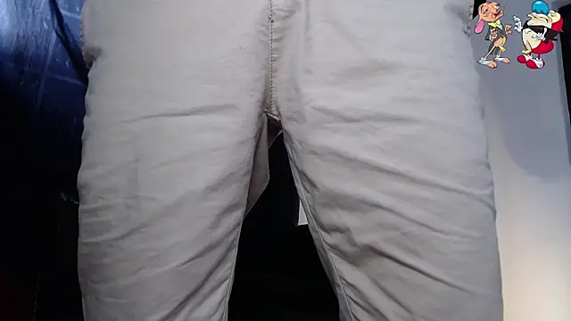 Snapshot of ren_stipee chatting on 02-15-25, 08:22 ren stipee online show from 02-15-25, 08:22