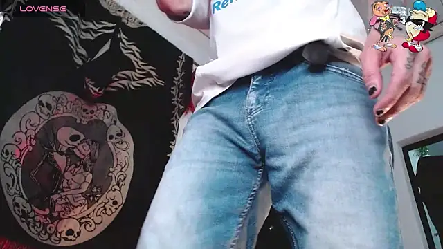 Snapshot of ren_stipee chatting on 09-24-25, 10:35 ren stipee online show from 09-24-25, 10:35