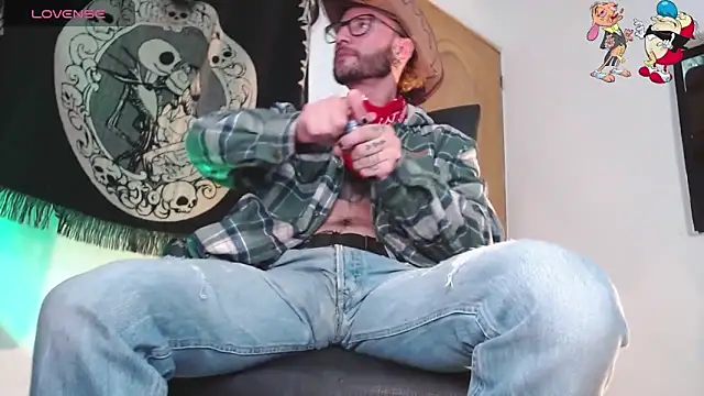 Snapshot of ren_stipee chatting on 10-18-25, 02:25 ren stipee online show from 10-18-25, 02:25