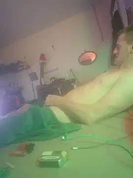 Snapshot of BigDDave6979 chatting on 02-15-26, 03:47 BigDDave6979 online show from 02-15-26, 03:47