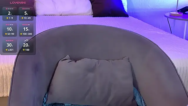 MiaBecky online show from 03-16-25, 05:25