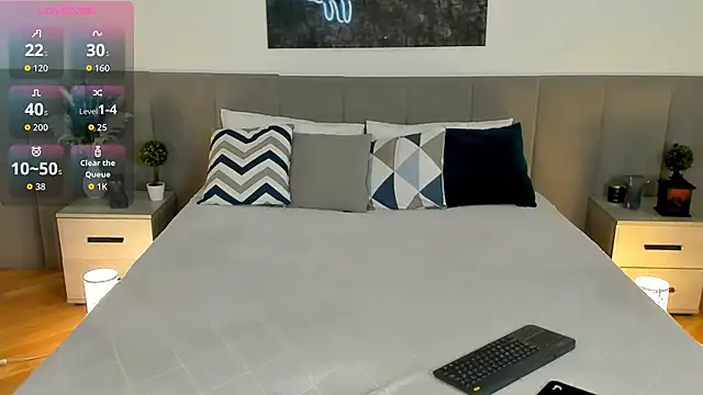 MiaBecky online show from 11-11-25, 05:29