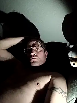 Snapshot of crazycam619 chatting on 11-03-25, 04:14 crazycam619 online show from 11-03-25, 04:14