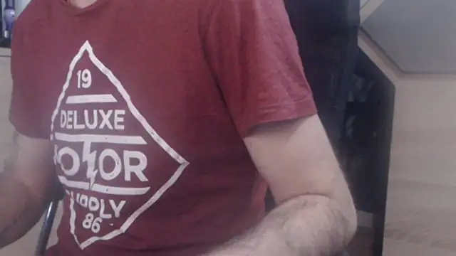 uncutguy01 online show from 01-02-25, 04:02