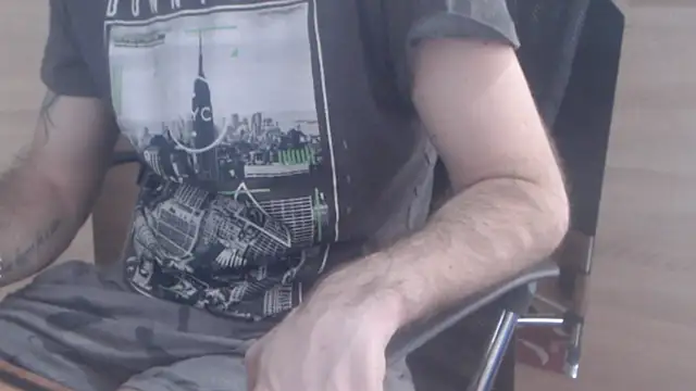 uncutguy01 online show from 01-06-25, 10:57