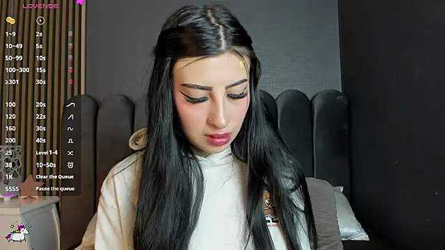 Snapshot of Nicolette_ks_ chatting on 02-20-26, 03:47 Nicolette ks online show from 02-20-26, 03:47