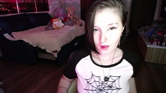 Kira Bakker online show from 10-09-25, 10:30