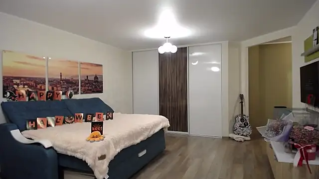 Kira Bakker online show from 11-01-25, 04:31