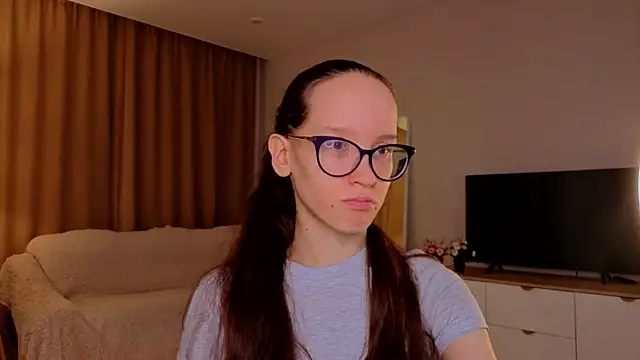 BettyBrowni online show from 04-05-26, 04:04