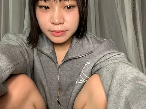 Riri  oo online show from 03-11-25, 12:06