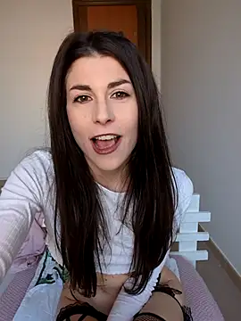 Snapshot of Aisha_Moretti chatting on 02-22-26, 02:59 Aisha Moretti online show from 02-22-26, 02:59