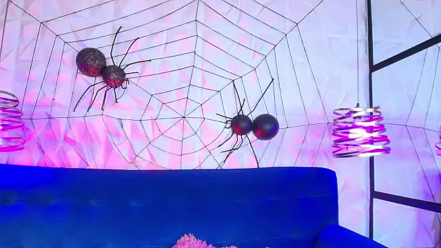 sarah banks1 online show from 12-15-25, 03:22