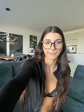 Wildberry  online show from 09-29-25, 07:35