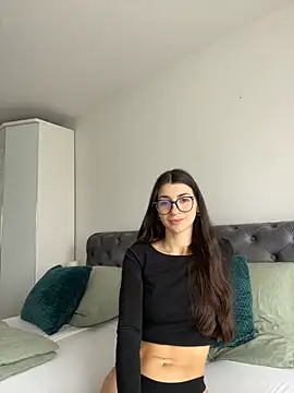 Wildberry  online show from 04-11-26, 07:45