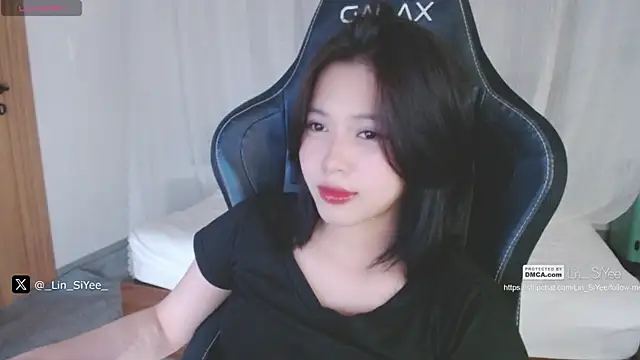 Snapshot of Lin_SiYee chatting on 01-18-25, 04:10 Lin SiYee online show from 01-18-25, 04:10