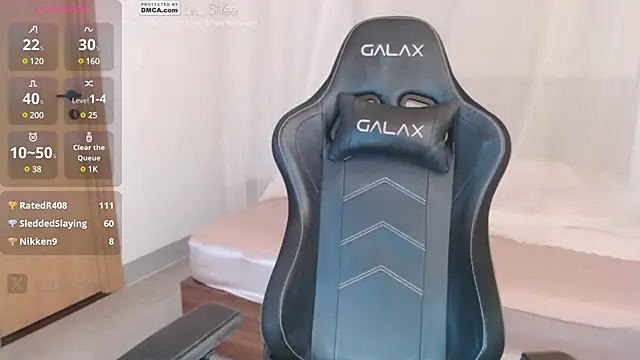 Snapshot of Lin_SiYee chatting on 02-12-25, 07:13 Lin SiYee online show from 02-12-25, 07:13