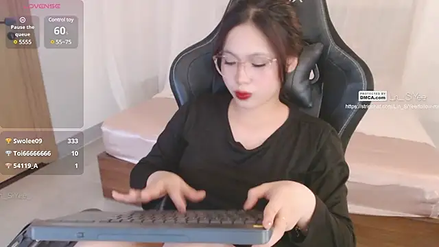 Snapshot of Lin_SiYee chatting on 02-18-25, 05:20 Lin SiYee online show from 02-18-25, 05:20