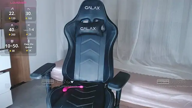 Snapshot of Lin_SiYee chatting on 02-22-25, 03:03 Lin SiYee online show from 02-22-25, 03:03