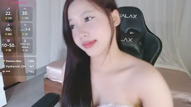 Snapshot of Lin_SiYee chatting on 03-19-25, 05:39 Lin SiYee online show from 03-19-25, 05:39