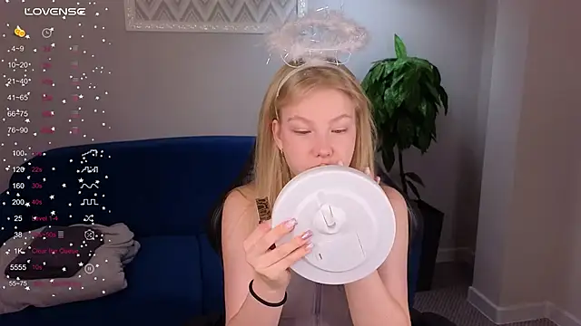 Sarra Cooper online show from 01-22-25, 01:10