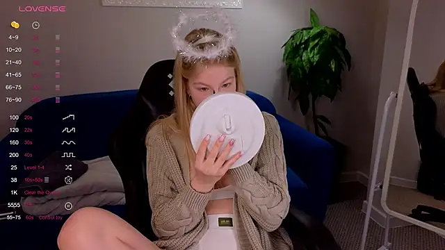 Sarra Cooper online show from 01-27-25, 01:05