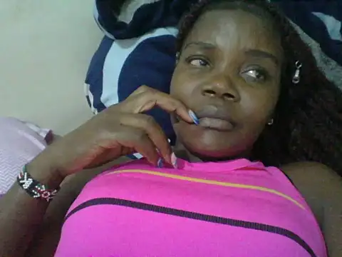 Snapshot of girltotok chatting on 01-17-26, 08:12 girltotok online show from 01-17-26, 08:12