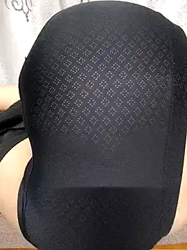 Snapshot of Haralushiaaa chatting on 10-16-25, 06:09 Haralushiaaa online show from 10-16-25, 06:09