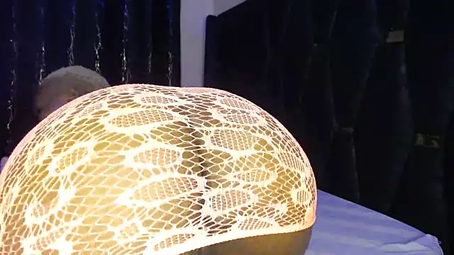 Badgirl-riri7 online show from 03-01-25, 06:13