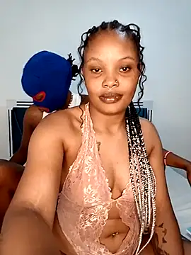 Badgirl-riri7 online show from 03-17-25, 08:40