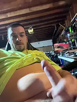 Snapshot of joeycbigcock chatting on 01-03-25, 10:19 joeycbigcock online show from 01-03-25, 10:19