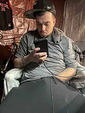 Snapshot of joeycbigcock chatting on 01-14-25, 10:55 joeycbigcock online show from 01-14-25, 10:55