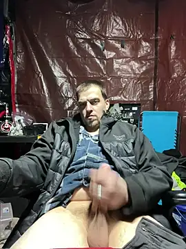 Snapshot of joeycbigcock chatting on 02-22-25, 06:30 joeycbigcock online show from 02-22-25, 06:30
