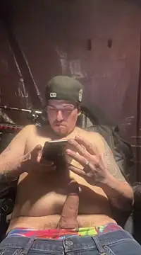 Snapshot of joeycbigcock chatting on 03-19-25, 10:53 joeycbigcock online show from 03-19-25, 10:53