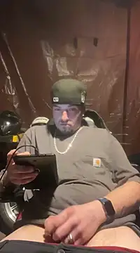 Snapshot of joeycbigcock chatting on 03-22-25, 11:53 joeycbigcock online show from 03-22-25, 11:53