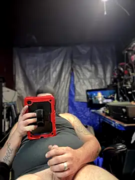 joeycbigcock online show from 11-13-25, 04:17