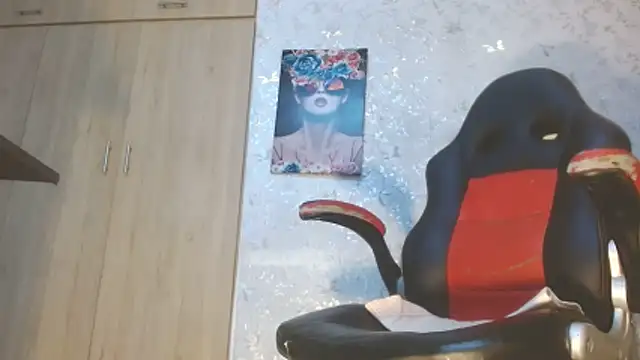 Samantabrown  online show from 12-21-25, 11:17